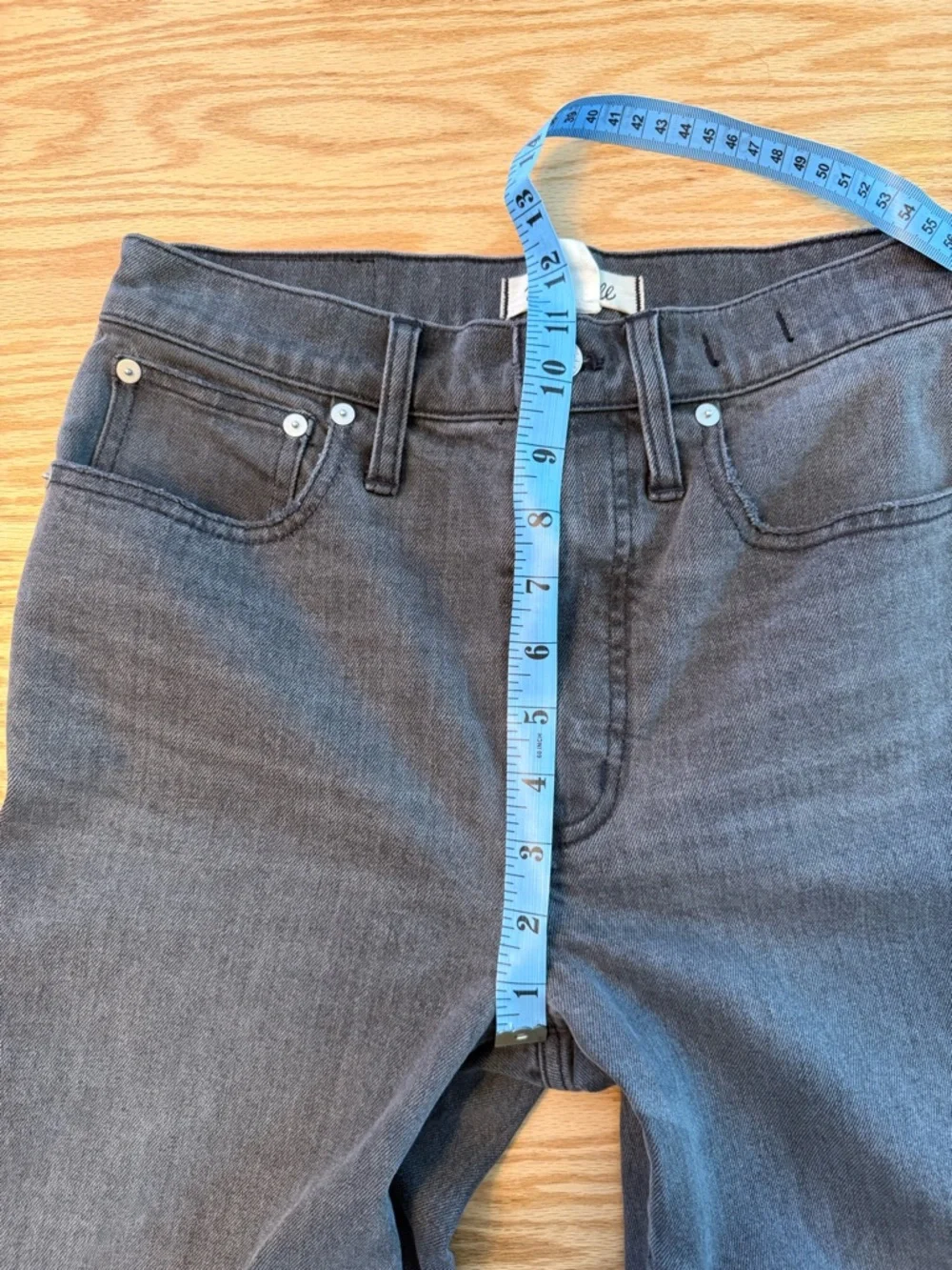 Madewell The Perfect Vintage Jean in Connell Wash: Ripped Edition 27 High-Rise - Picture 10 of 13